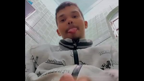 Solo no banheiro