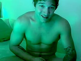 ZackRandall: Fit And Handsome Jizzy McBone Gives Us A Hot Solo