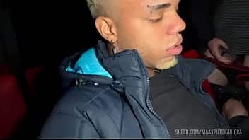 Preview Maior orgia no cinema , o clima ficou quente e teve muito leitinho no cuzinho.